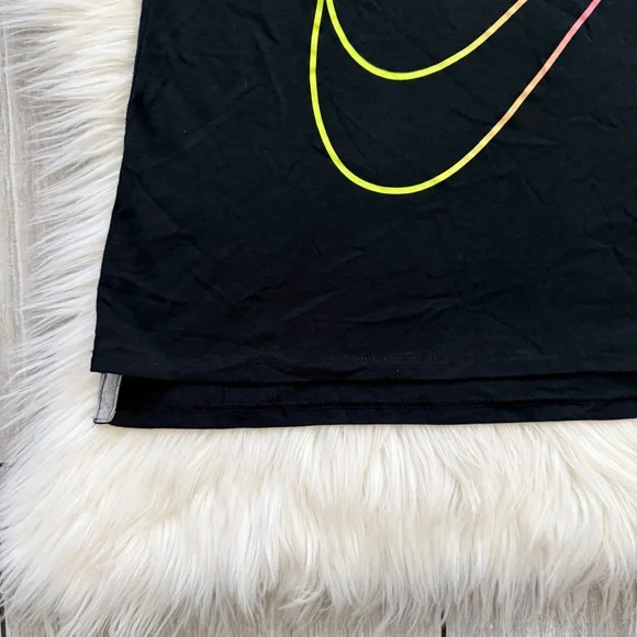 Nike Womens Black Racerback Tank Top Big Swoosh Prep Athletic Run Jog Size Large - Picture 3 of 9